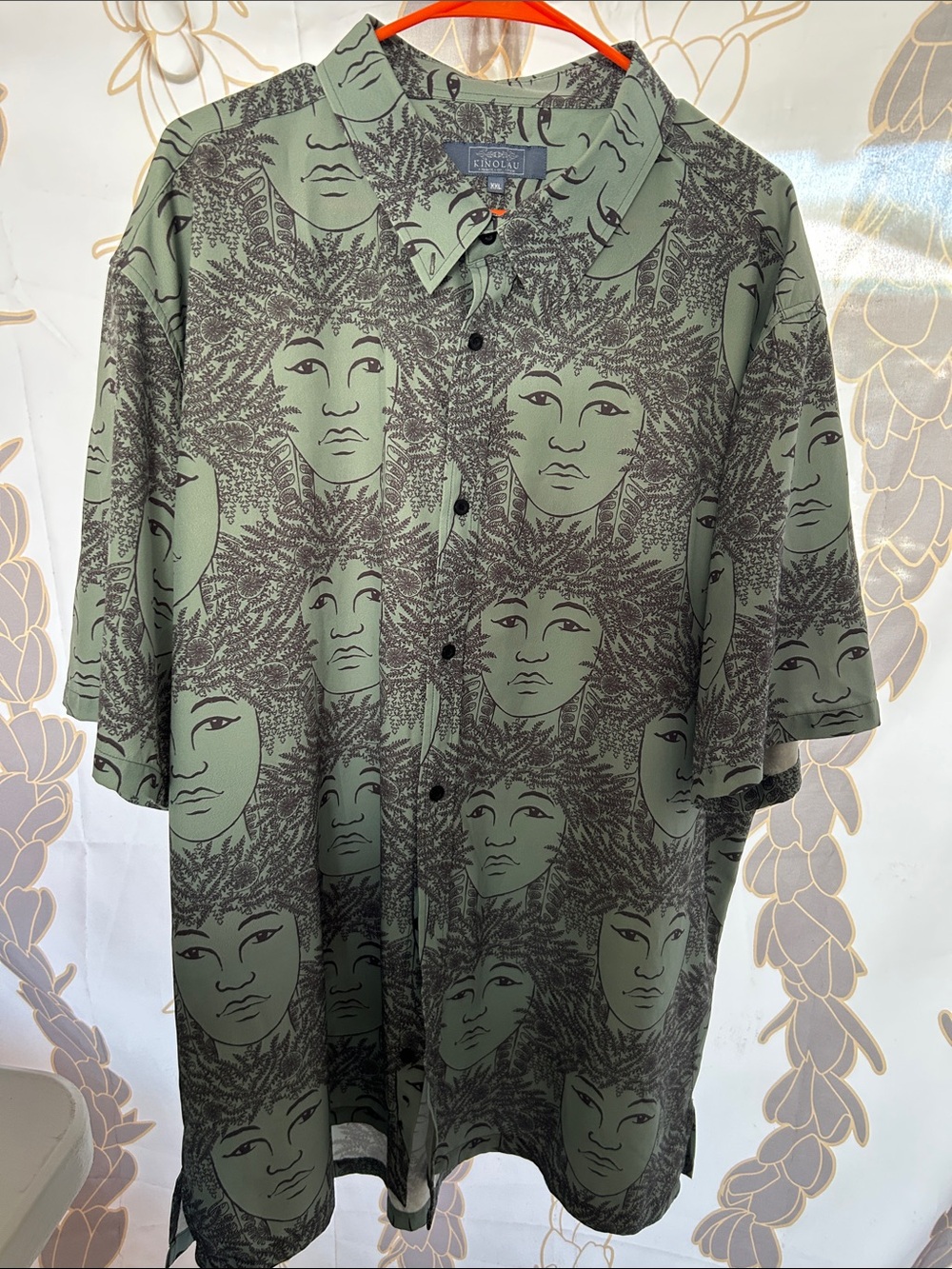 Manaola Kinolau collection Button-Up aloha Shirt in Sage Green and Black